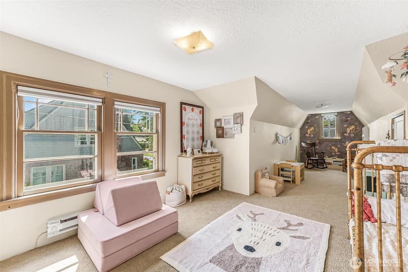 Property photo for 1115 N Cedar Street, Tacoma photo 14