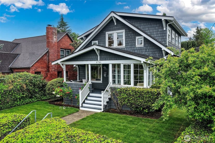 Property photo for 5761 35th Avenue NE, Seattle photo 2