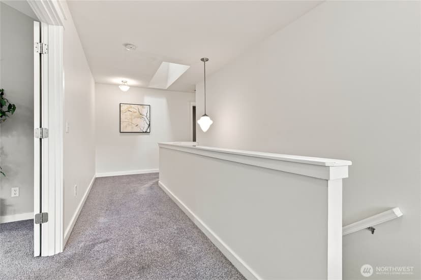 Property photo for 19028 37th Avenue NE, Lake Forest Park photo 25