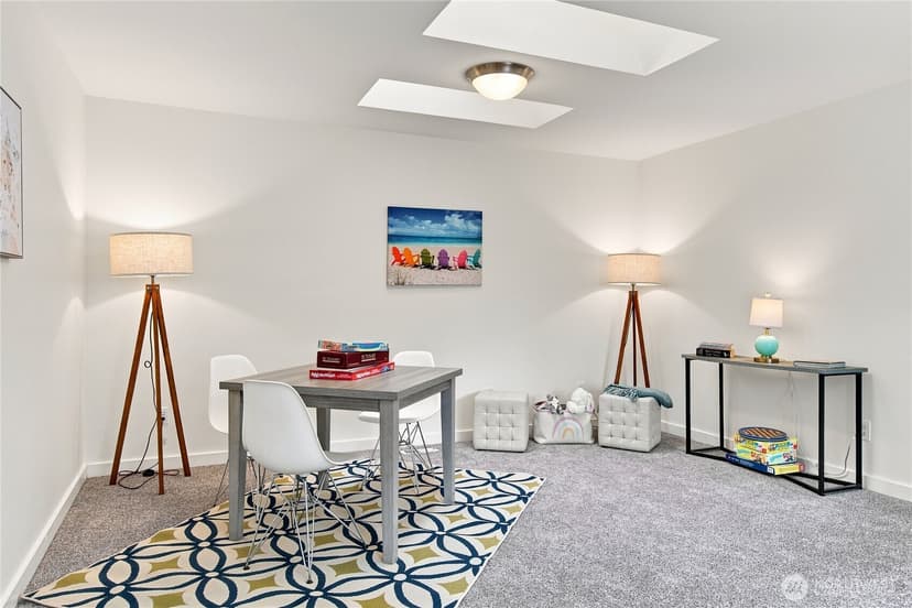 Property photo for 19028 37th Avenue NE, Lake Forest Park photo 30