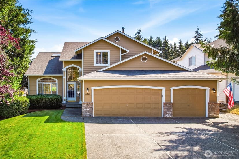 Property photo for 10423 30th Drive SE, Everett
