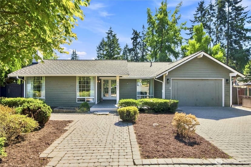 Property photo for 17921 NE 27th Street, Redmond