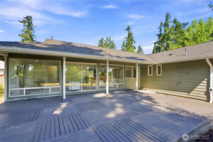 Property photo for 17921 NE 27th Street, Redmond photo 27