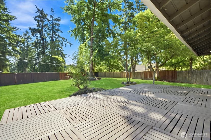 Property photo for 17921 NE 27th Street, Redmond photo 26