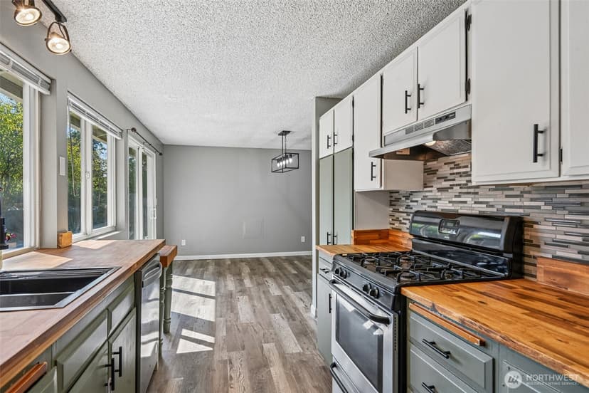 Property photo for 3418 SE Azalea Avenue, Port Orchard photo 13