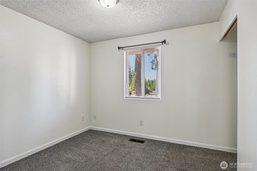 Property photo for 3418 SE Azalea Avenue, Port Orchard photo 20