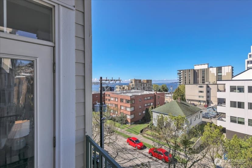 Property photo for 530 4th Avenue W #410, Seattle photo 19