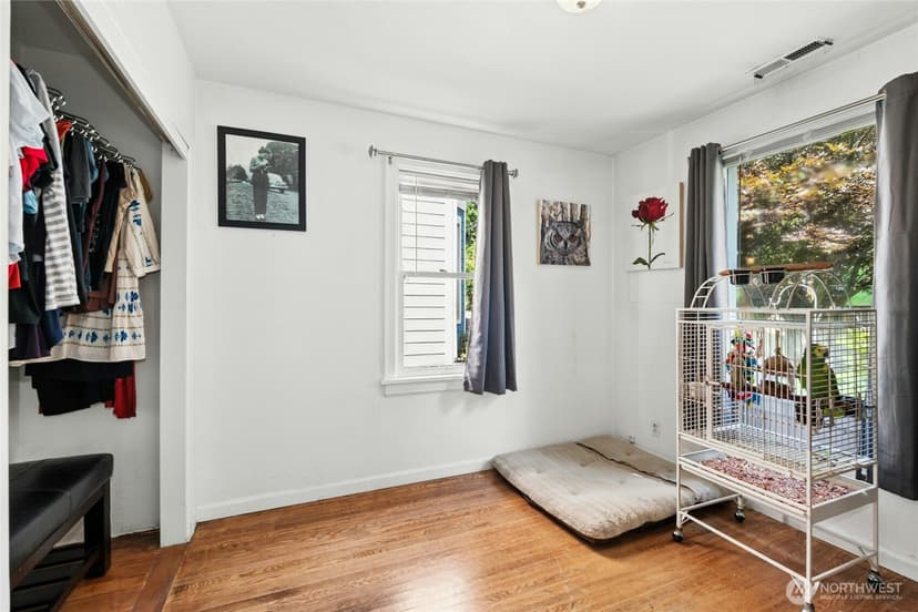 Property photo for 18011 83rd Avenue NE, Kenmore photo 8