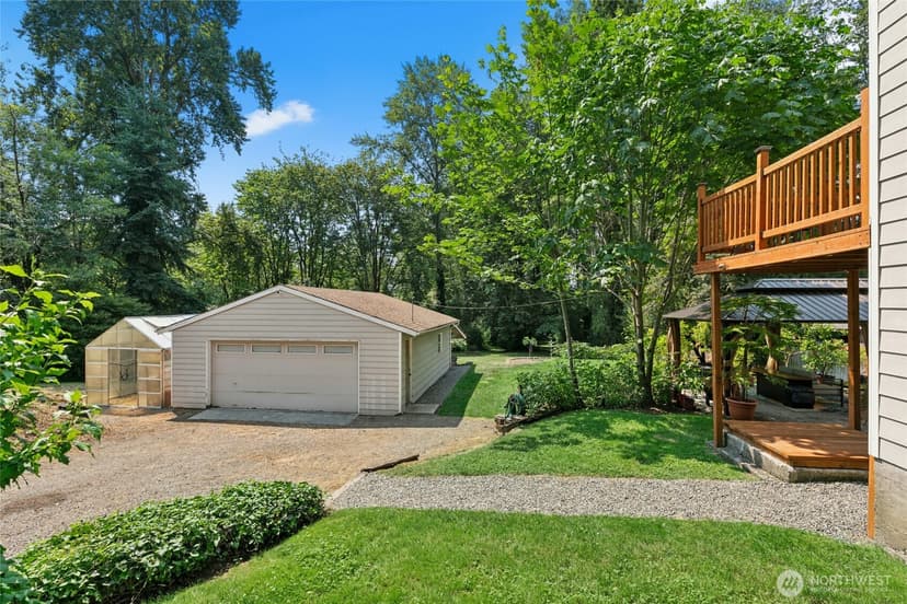 Property photo for 18011 83rd Avenue NE, Kenmore photo 22