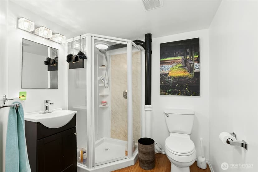 Property photo for 18011 83rd Avenue NE, Kenmore photo 19