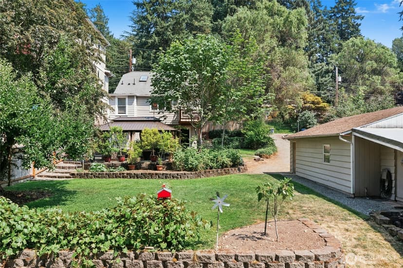 Property photo for 18011 83rd Avenue NE, Kenmore photo 25