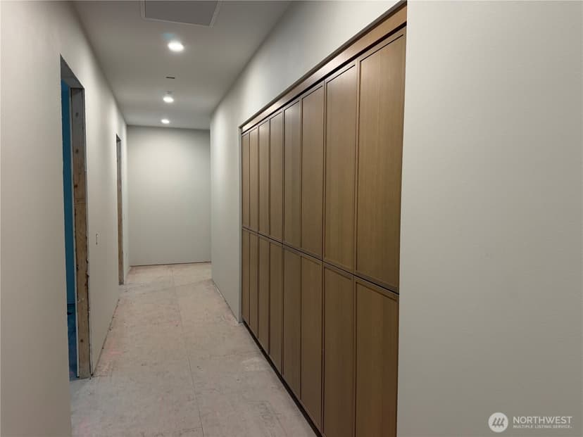 Property photo for 19 Forest Glen Lane SW, Lakewood photo 12