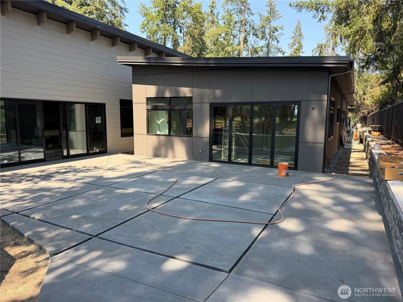 Property photo for 19 Forest Glen Lane SW, Lakewood photo 7