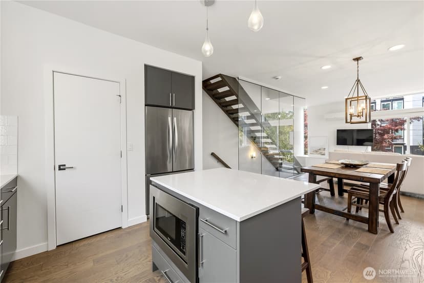 Property photo for 1707 NW 63rd Street #A, Seattle photo 9