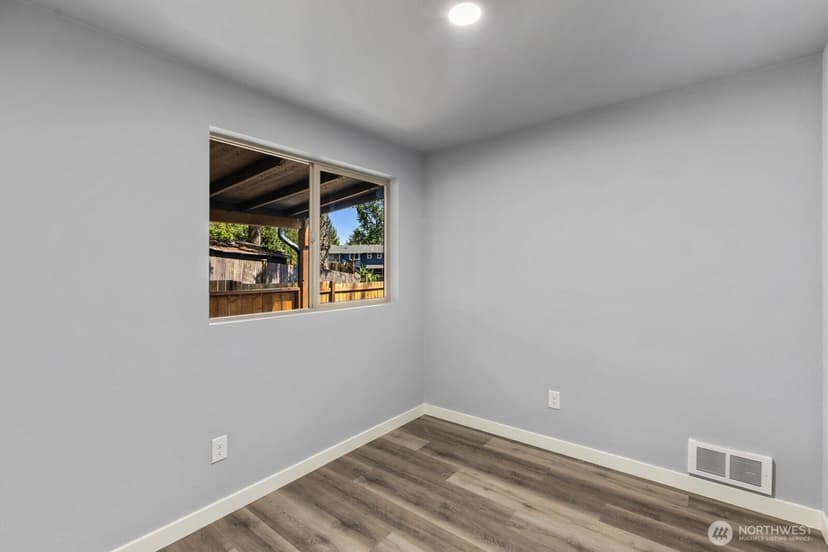Property photo for 11820 SE 318th Place, Auburn photo 25