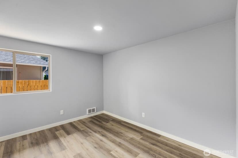 Property photo for 11820 SE 318th Place, Auburn photo 15