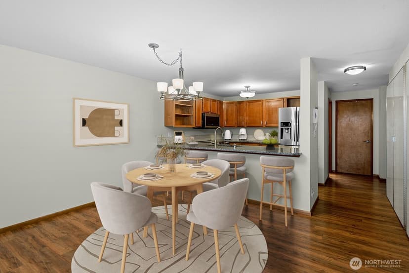 Property photo for 6920 California Avenue SW #12, Seattle photo 3
