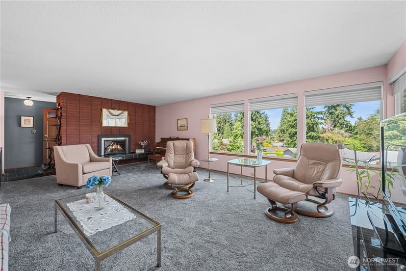 Property photo for 1040 Rosewood Lane, Fircrest photo 11