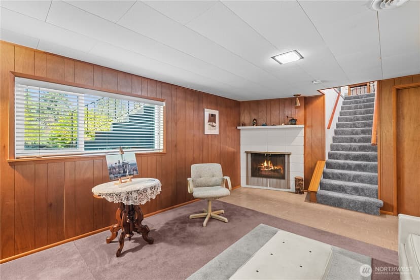 Property photo for 1040 Rosewood Lane, Fircrest photo 29