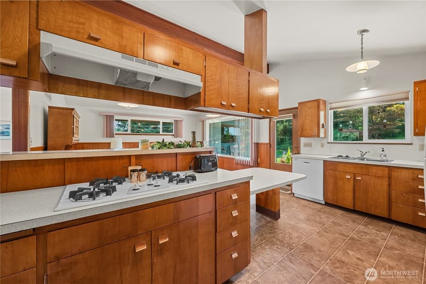 Property photo for 1040 Rosewood Lane, Fircrest photo 13