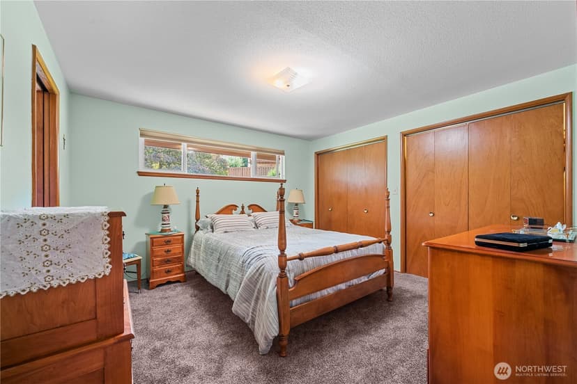 Property photo for 1040 Rosewood Lane, Fircrest photo 20