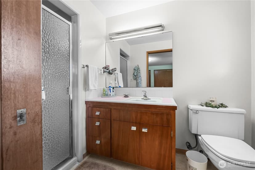 Property photo for 1040 Rosewood Lane, Fircrest photo 23