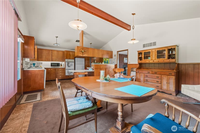 Property photo for 1040 Rosewood Lane, Fircrest photo 17