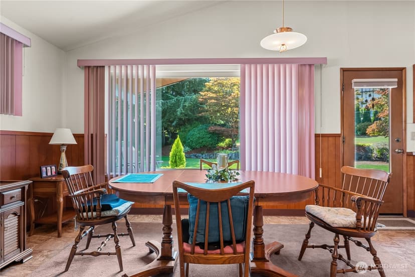 Property photo for 1040 Rosewood Lane, Fircrest photo 18