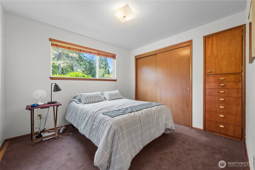 Property photo for 1040 Rosewood Lane, Fircrest photo 24