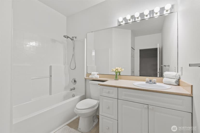Property photo for 10025 9th Avenue W #E102, Everett photo 19