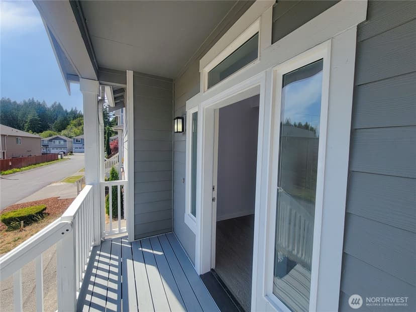 Property photo for 5112 Bear Paw Court NW, Silverdale photo 32