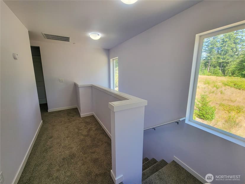 Property photo for 5112 Bear Paw Court NW, Silverdale photo 18