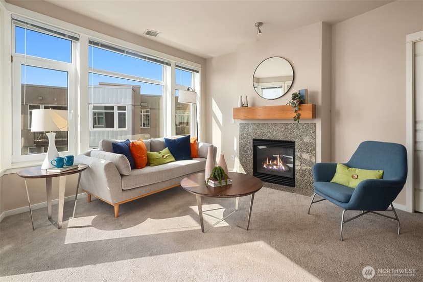 Property photo for 1900 Alaskan Way #504, Seattle photo 7