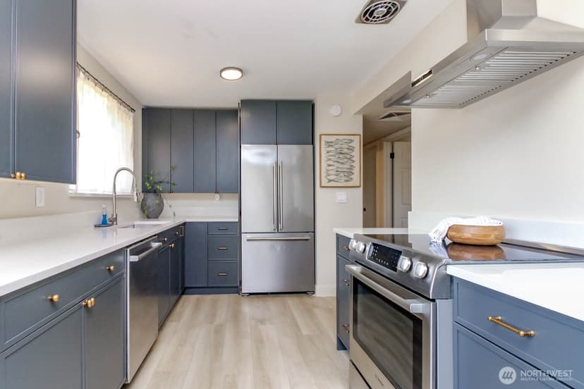 Property photo for 1218 140th Street E, Tacoma photo 16