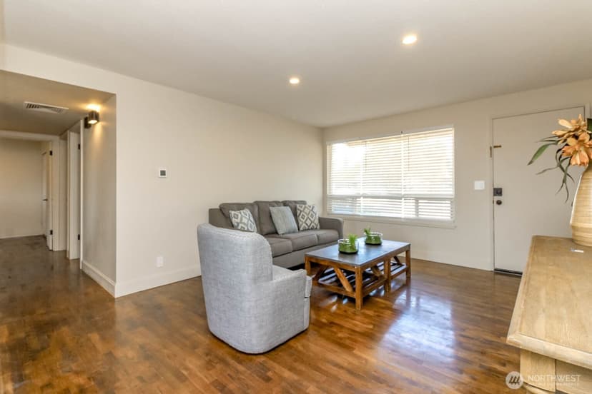 Property photo for 1218 140th Street E, Tacoma photo 9