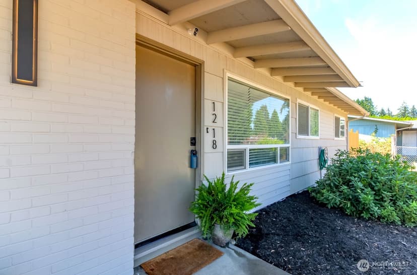Property photo for 1218 140th Street E, Tacoma photo 6