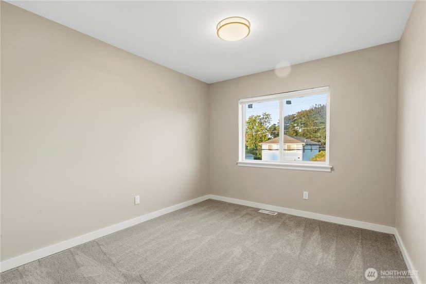 Property photo for 10607 2nd Place SW, Seattle photo 29