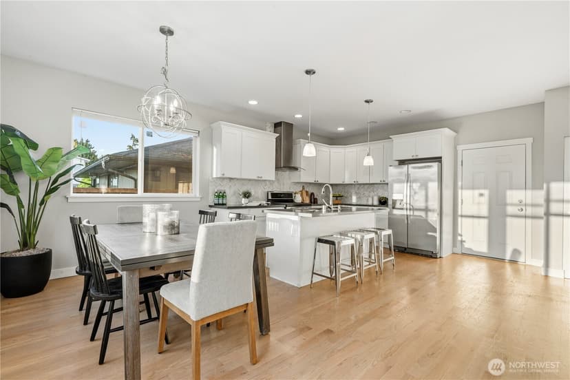 Property photo for 10607 2nd Place SW, Seattle photo 11