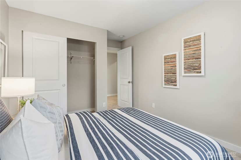 Property photo for 10607 2nd Place SW, Seattle photo 24