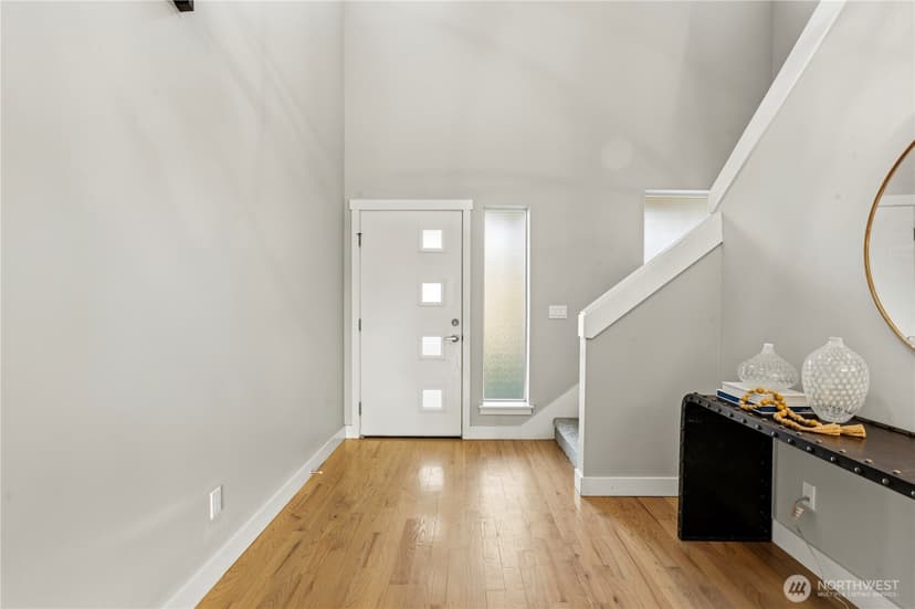 Property photo for 10607 2nd Place SW, Seattle photo 3