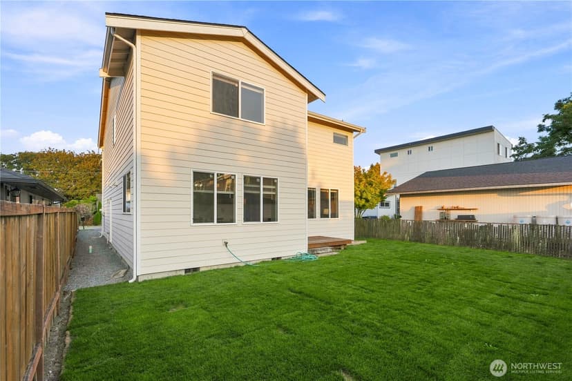 Property photo for 10607 2nd Place SW, Seattle photo 31