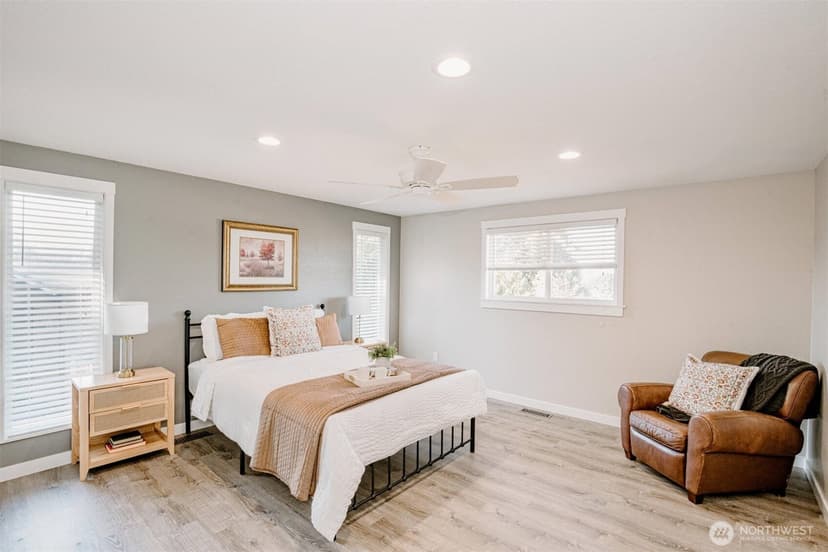 Property photo for 1052 E Robinhood Drive, Arlington photo 19