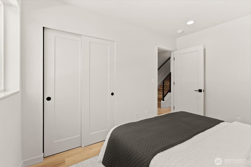 Property photo for 1131 B NW 60th Street, Seattle photo 18