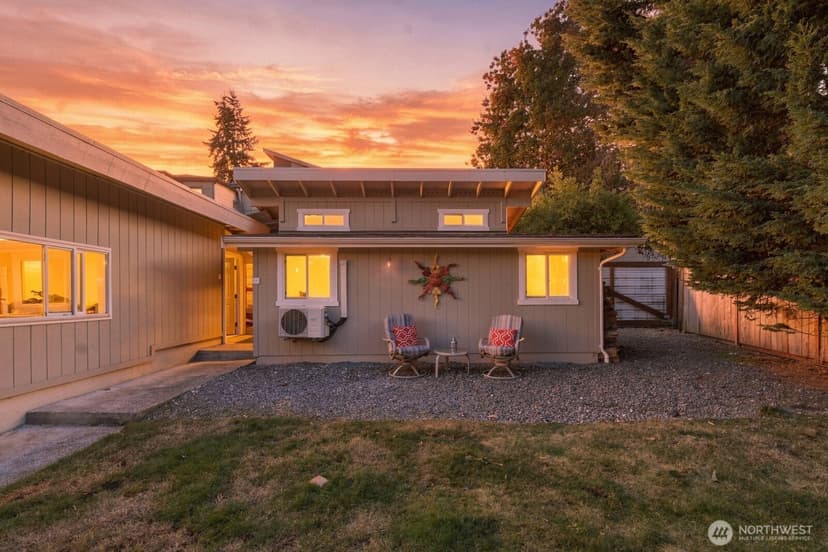 Property photo for 8205 NE 128th Street, Kirkland photo 29