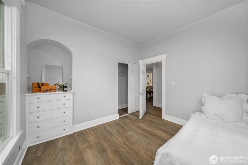 Property photo for 1305 NE 55th Street, Seattle photo 14