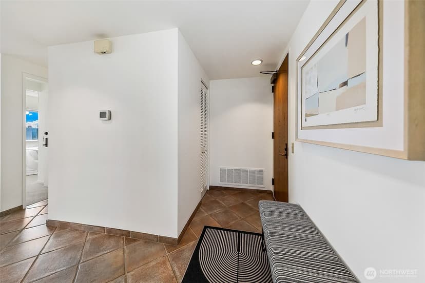 Property photo for 1301 Spring Street #24H, Seattle photo 19