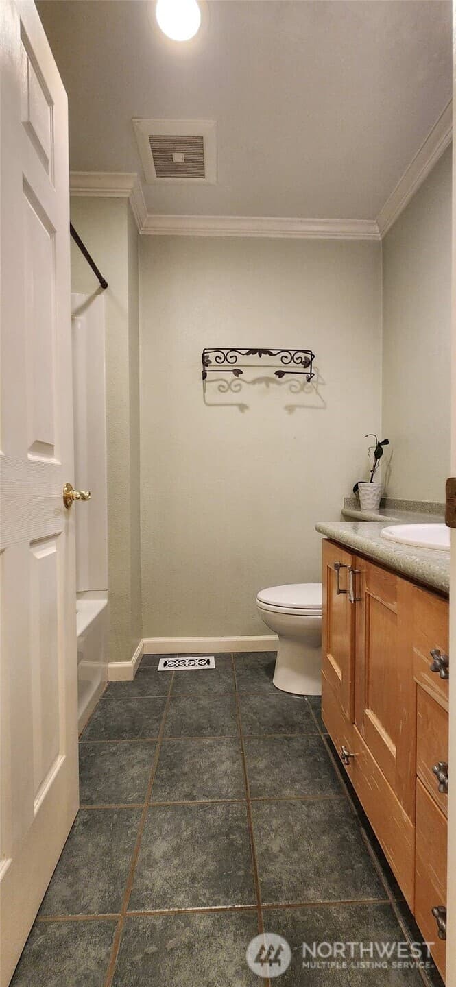 Property photo for 10501 160th Court NE, Redmond photo 14