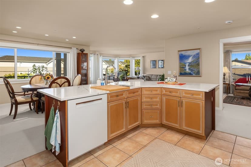 Property photo for 239 4th Avenue S #202, Edmonds photo 15