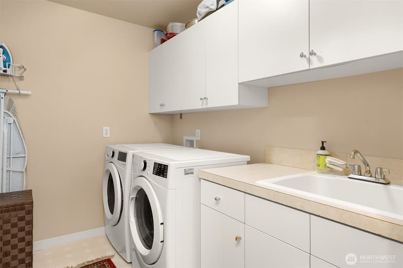 Property photo for 239 4th Avenue S #202, Edmonds photo 20