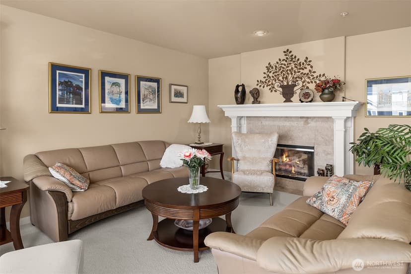 Property photo for 239 4th Avenue S #202, Edmonds photo 11